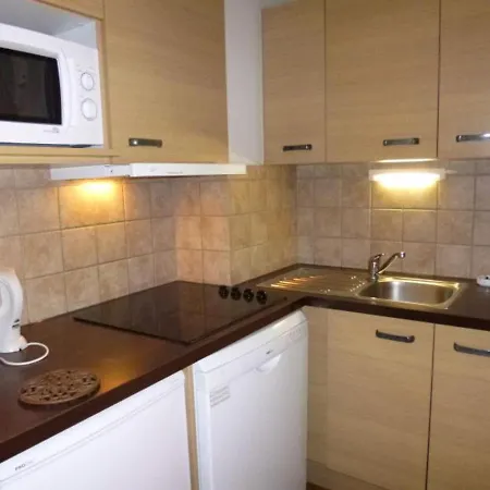 아파트 Cosy Avec Balcon, 4 Pers., Parking Couvert, Proche Centre Et Thermes - Fr-1-512-247