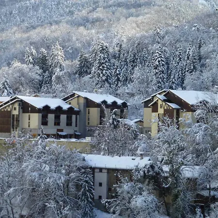 아파트 Cosy Avec Balcon, 4 Pers., Parking Couvert, Proche Centre Et Thermes - Fr-1-512-247 *