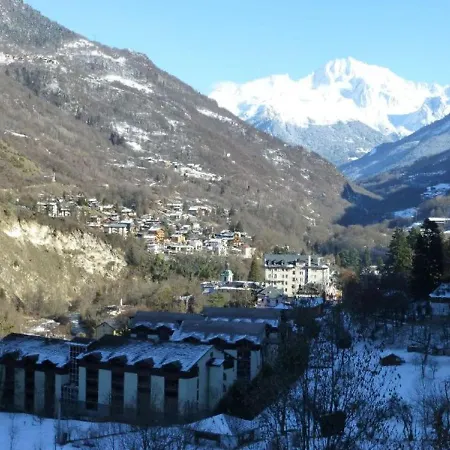 Apartment Cosy Avec Balcon, 4 Pers., Parking Couvert, Proche Centre Et Thermes - Fr-1-512-247 Brides-les-Bains